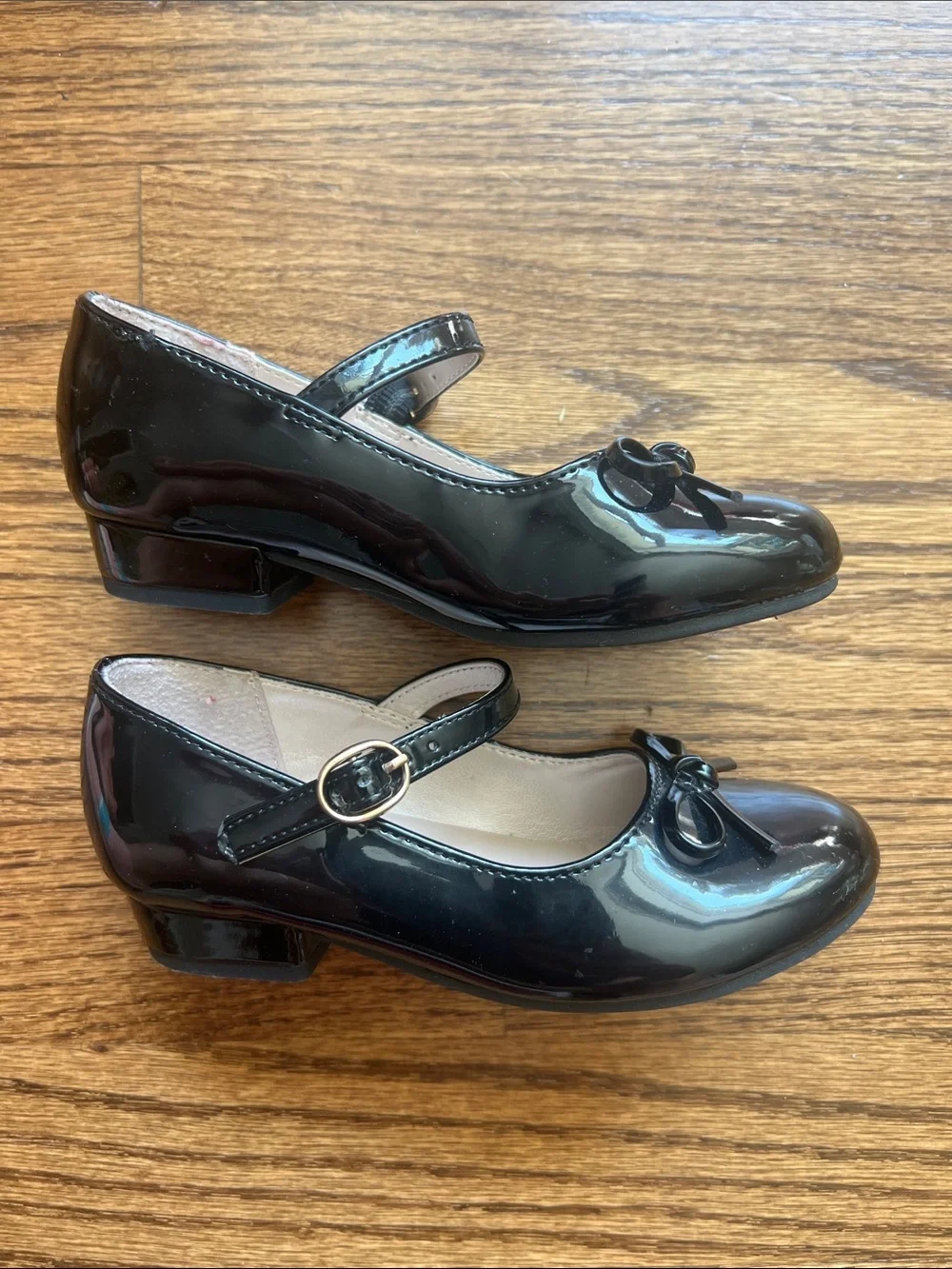 The Children’s Place Black Patent Mary Jane Dress Shoes with Bow
